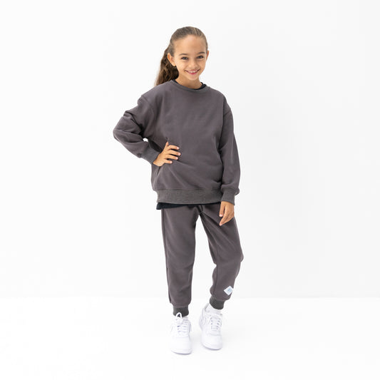 KIDD, @kidd.ae e-shop conceptual children’s brand genderless clothing I AM sweatshirt color medium grey Dubai